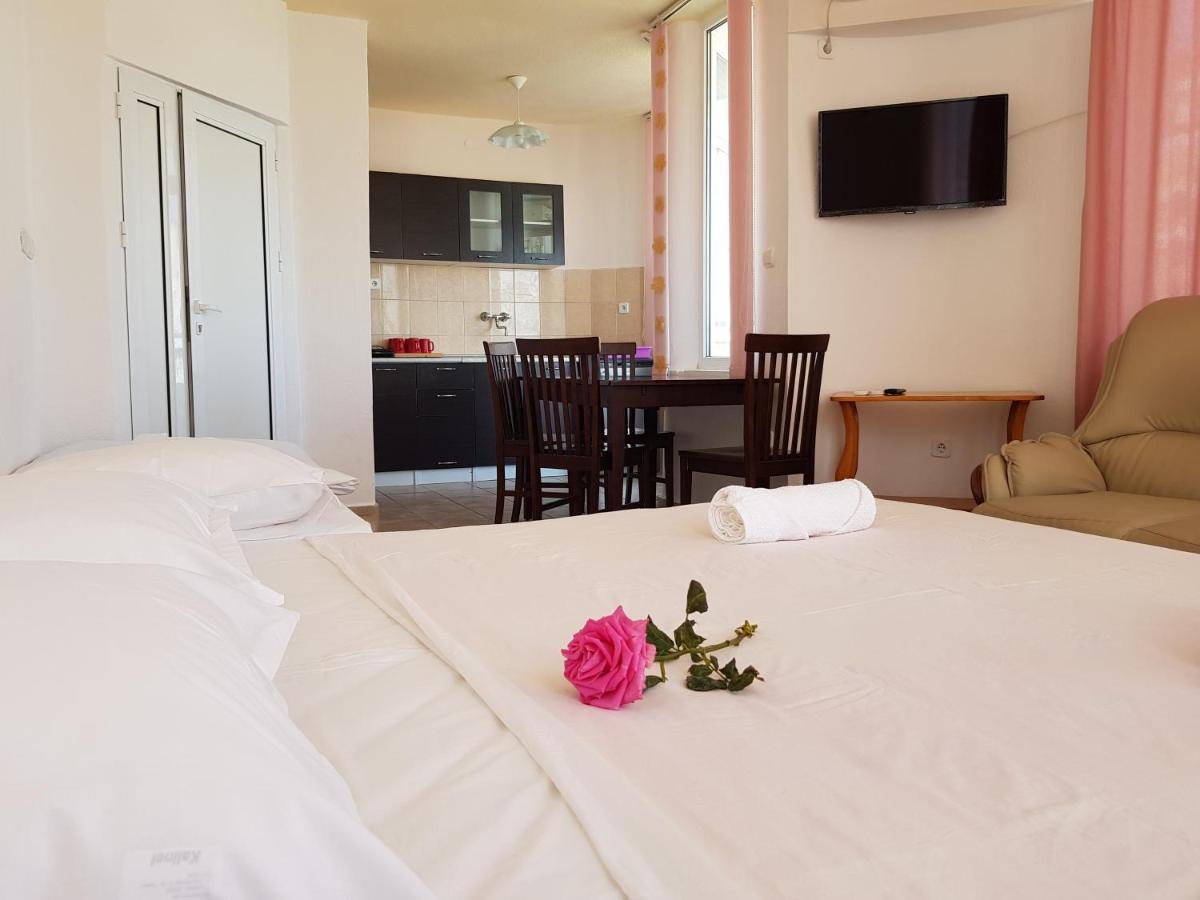 فندق Sunny Island ابزور المظهر الخارجي الصورة