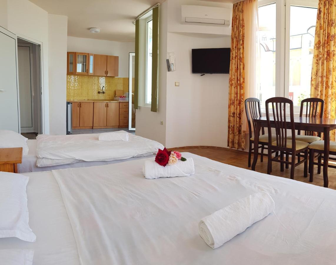 فندق Sunny Island ابزور المظهر الخارجي الصورة