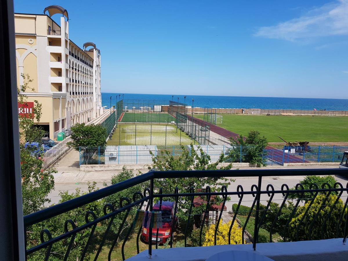 فندق Sunny Island ابزور المظهر الخارجي الصورة