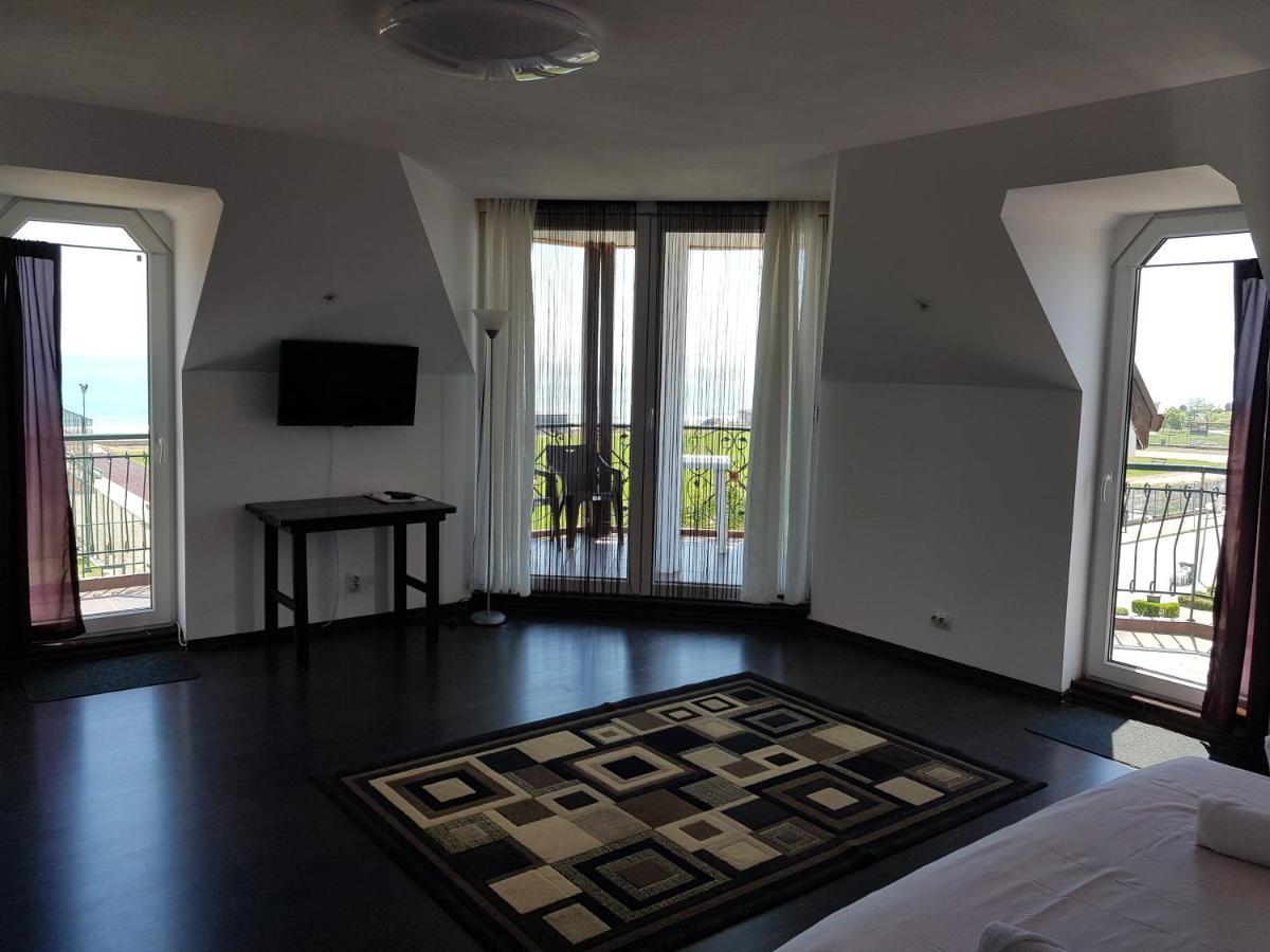 فندق Sunny Island ابزور المظهر الخارجي الصورة